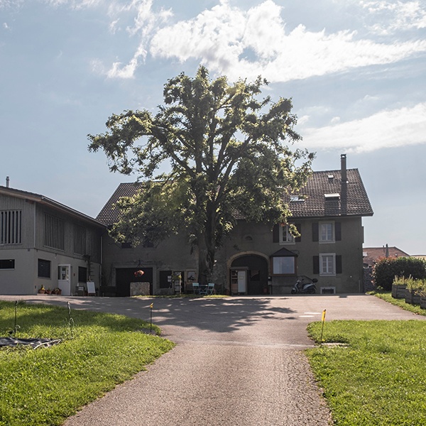 Vue aérienne de la Ferme des Huttins à Rennes, Ecublens